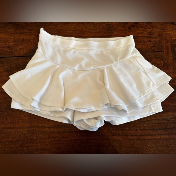 Shrub Mod White Ruffle Skork - Picture 5 of 6